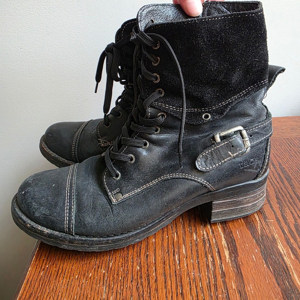 Taos Crave Black Leather Suede Combat Boots Womens 40 Lace Up Buckle Grunge Goth - Picture 2 of 7